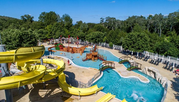 Camping Villeneuve-de-Berg Ciela Village Parc Aquatique
