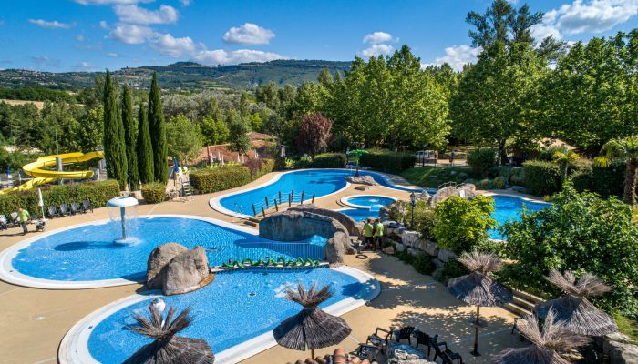 Camping Villeneuve-de-Berg Ciela Village Piscine Tropicana
