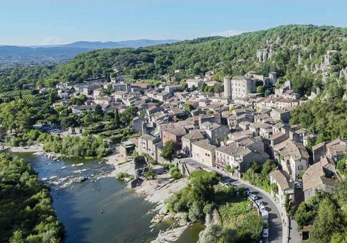 village de vogüé en ardèche