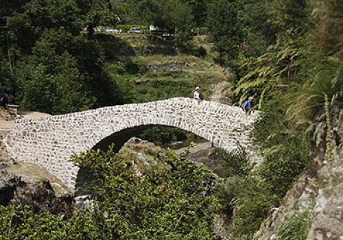 Camping Villeneuve de Berg Ciela Village Le Pommier camping 5 étoiles Ardèche Pont du Diable