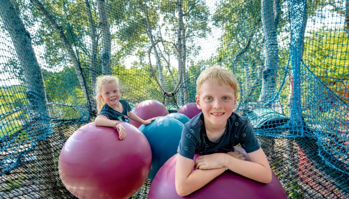 Camping Villeneuve de Berg Ciela Village Le Pommier camping 5 étoiles Ardèche activités enfants