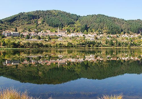Camping Villeneuve de Berg Ciela Village Le Pommier camping 5 étoiles Ardèche