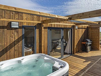 Mobil home avec spa privatif camping le pommier ardèche