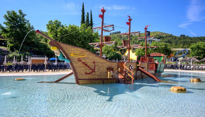 Camping Villeneuve-de-Berg Ciela Village Parc Aquatique