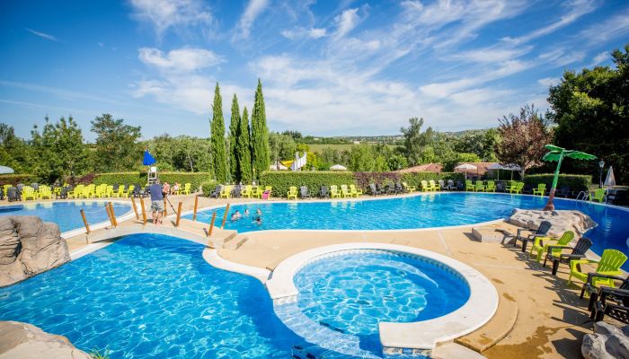 Camping Villeneuve-de-Berg Ciela Village