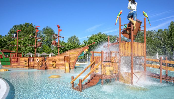 Camping Villeneuve-de-Berg Ciela Village